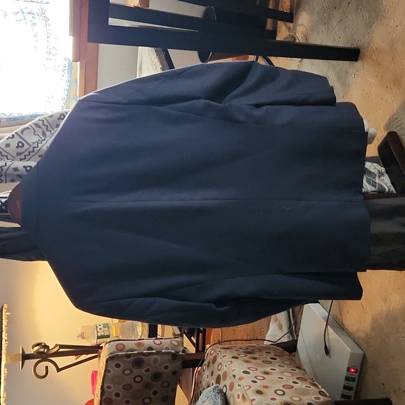 Kenneth Cole 33x32 two piece mens suit - Picture 6 of 11